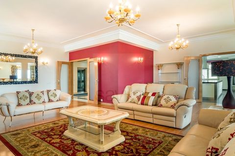 Villa i Amadora, Lisbon, Amadora - € 1.799.000 | Ref: SAV16349 - foto 4