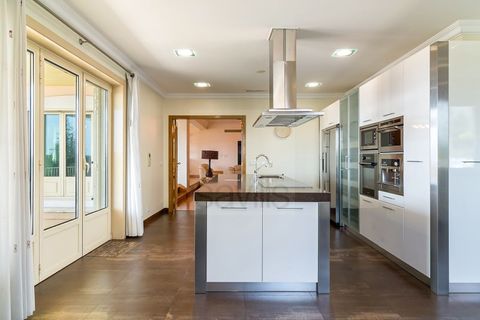 Villa i Amadora, Lisbon, Amadora - € 1.799.000 | Ref: SAV16349 - foto 7