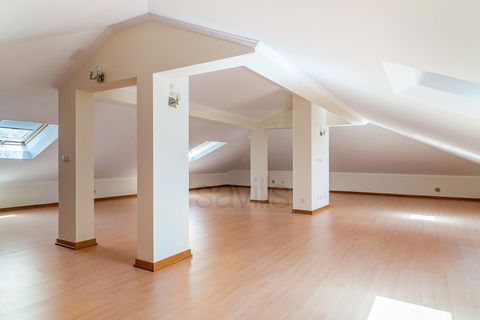 Villa i Amadora, Lisbon, Amadora - € 1.799.000 | Ref: SAV16349 - foto 26