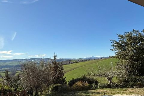 Villa i Fermo, Fermo, Fermo - € 550.000 | Ref: AQ01 - foto 2