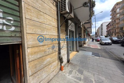Erhvervsejendom i Naples, Naples, Naples - € 150.000 | Ref: flegreo.a - foto 3