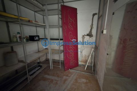 Erhvervsejendom i Naples, Naples, Naples - € 150.000 | Ref: flegreo.a - foto 10