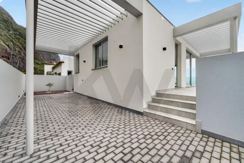 Byhus i Calheta, Madeira, Calheta - € 1.850.000 | Ref: KWPT-031724 - foto 9