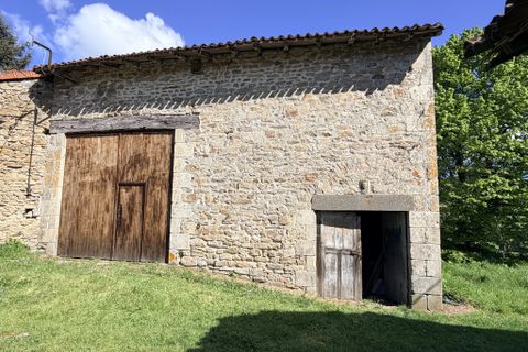Landejendom i Compreignac, Haute-Vienne, Compreignac - € 39.000 | Ref: BVI85449 - foto 1