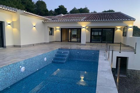 Villa en Javea, Alicante, Javea - € 1.190.000 | Ref: LUX5977 - photo 8