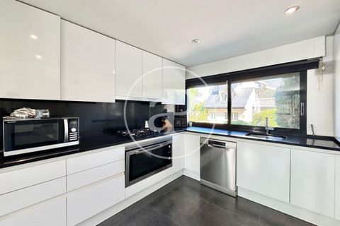 Villa a La Moraleja, Madrid, La Moraleja - € 2.800.000 | Ref: VMN2604014 - foto 8