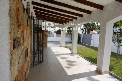 Villa i Empuriabrava, Gerona, Empuriabrava - € 480.000 | Ref: 3791 - foto 7