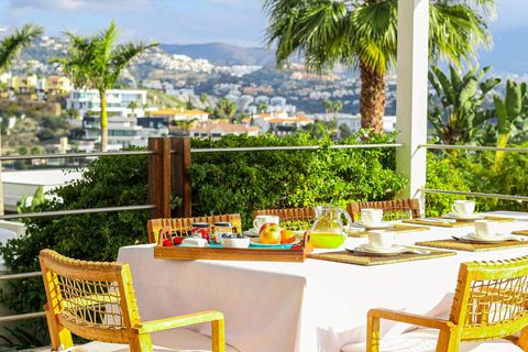 Villa a Benahavis, Malaga, Benahavis - € 1.850.000 | Ref: CRNG178V4 - foto 12