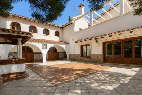 Villa a Novelda, Alicante, Novelda - € 6.000.000 | Ref: EXP14188/8930 - foto 37