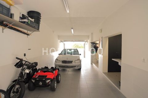 Villa a Carnaxide, Lisbon, Carnaxide - € 1.950.000 | Ref: CAS_160 - foto 38