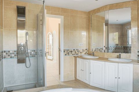 Villa a Estepona, Malaga, Estepona - € 1.500.000 | Ref: R5368822 - foto 34