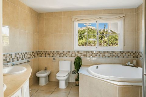 Villa a Estepona, Malaga, Estepona - € 1.500.000 | Ref: R5368822 - foto 35
