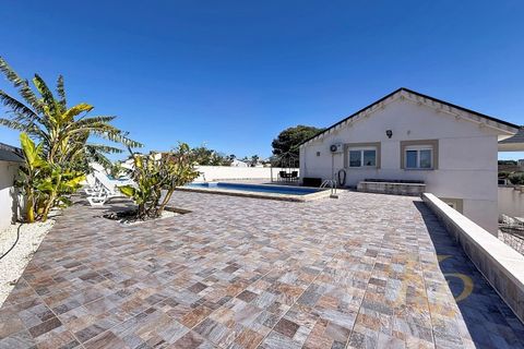 Villa i Los Balcones, Alicante, Los Balcones - € 595.000 | Ref: 0076-00767 - foto 2