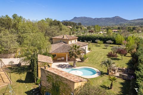 Villa i Trets, Bouches-du-Rhone, Trets - € 1.675.000 | Ref: HH-16162215 - foto 1