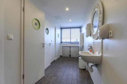 Erhvervsejendom i Strasbourg, Bas-Rhin, Strasbourg - € 715.000 | Ref: fr040721 - foto 2
