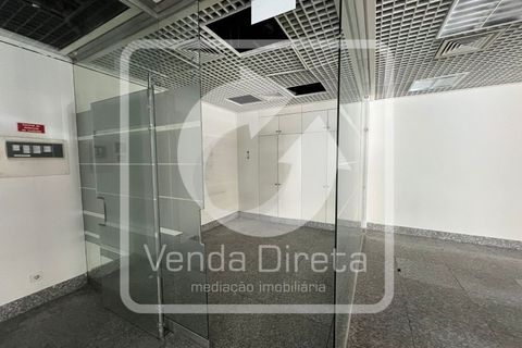 L'establiment comercial a Odivelas, Lisbon, Odivelas - € 395.000 | Ref: VD-2604086/W1/DD - foto 11