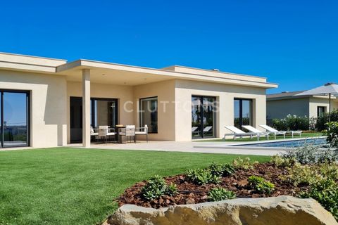 Villa a Montenegro, Faro, Montenegro - € 1.800.000 | Ref: MI1121NS_33_LX - foto 24