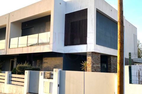 Byhus i Almada, Setubal, Almada - € 697.500 | Ref: 167 - foto 23