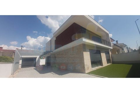 Villa i Braga, Braga, Braga - € 530.000 | Ref: clix mais M 1318 - foto 1