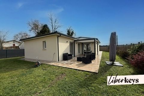 Villa a Saint-Medard-d'Eyrans, Gironde, Saint-Medard-d'Eyrans - € 400.000 | Ref: DOM31341 - foto 2