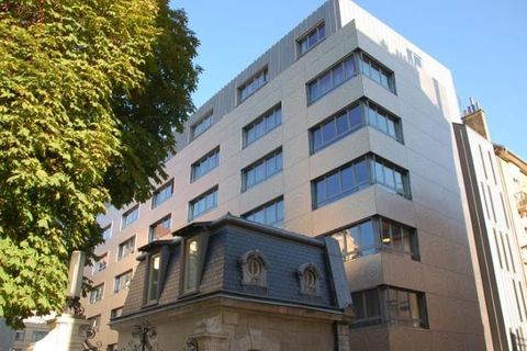 Erhvervsejendom i Grenoble, Isere, Grenoble - € 123.000 | Ref: 833A4913840540C8 - foto 1