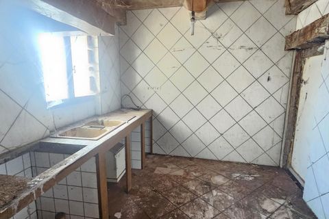 Villa i Azolette, Rhone, Azolette - € 60.000 | Ref: GV794 - foto 17