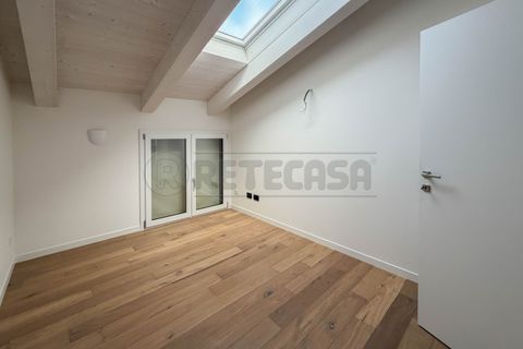 Leilighet i Creazzo, Vicenza, Creazzo - € 390 000 | Ref: es-500 - foto 22