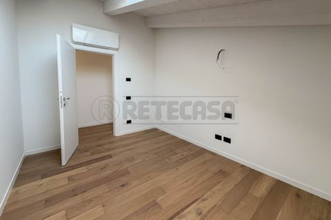 Leilighet i Creazzo, Vicenza, Creazzo - € 390 000 | Ref: es-500 - foto 25