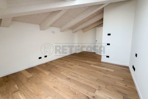 Leilighet i Creazzo, Vicenza, Creazzo - € 390 000 | Ref: es-500 - foto 35