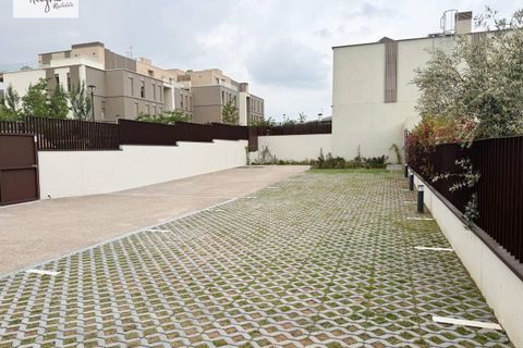 Villa a Godella, Valencia, Godella - € 3.350/mes | Ref: ALQV135/6084 - foto 24