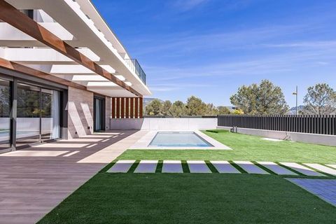 Villa i Polop, Alicante, Polop - € 643.400 | Ref: LUX5987 - foto 9