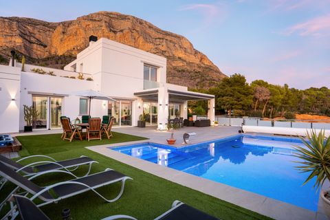 Villa i Javea, Alicante, Javea - € 1.670.000 | Ref: SLV8-8195K - foto 2