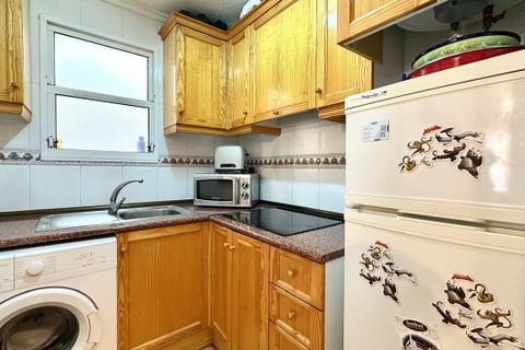 Leilighet i Torrevieja, Alicante, Torrevieja - € 134 900 | Ref: 777825 - foto 18