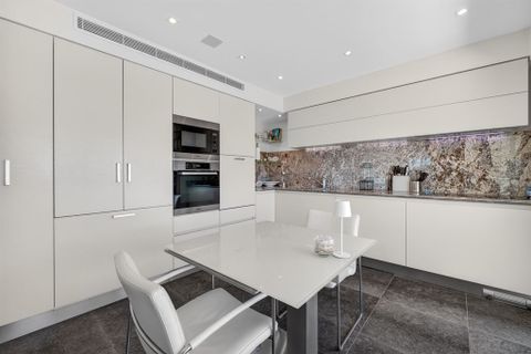 Lejlighed i Antibes, Alpes-Maritimes, Antibes - € 1.595.000 | Ref: HH-16161092 - foto 9