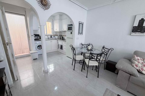 Byhus i Playa Flamenca, Alicante, Playa Flamenca - € 199.900 | Ref: 27-55-480-11-971/75468 - foto 10