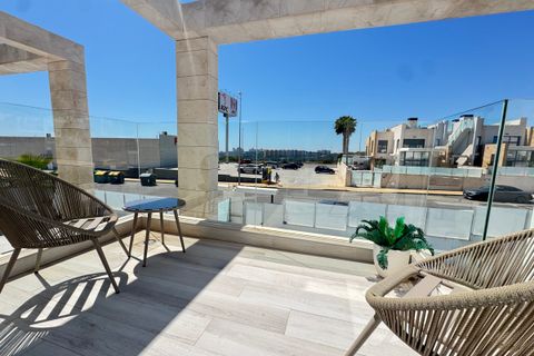 Villa i Cabo Roig, Alicante, Cabo Roig - € 635.000 | Ref: 2-14911/76416 - foto 24