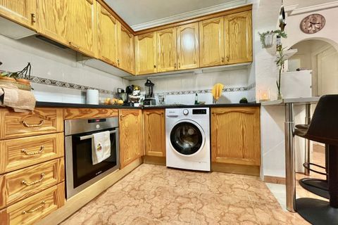 Byhus i Playa Flamenca, Alicante, Playa Flamenca - € 238.000 | Ref: 76-R5310775/76465 - foto 9