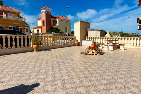 Byhus i La Zenia, Alicante, La Zenia - € 239.000 | Ref: 27-76-388-11-764/76985 - foto 2