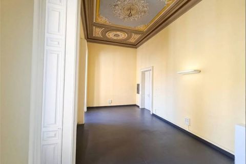 Apartament a Catania, Catania, Catania - € 9.000/mes | Ref: 41 - foto 9