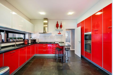 Villa i Queluz, Lisbon, Queluz - € 2.400.000 | Ref: C0409-02031 - foto 6