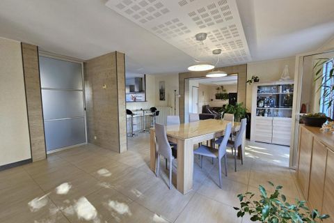 Villa em Cholet, Maine-et-Loire, Cholet - € 378.800 | Ref: 16_ABD-0025077 - foto 5