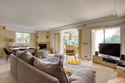 Villa i Antibes, Alpes-Maritimes, Antibes - € 1.650.000 | Ref: V0701AN - foto 4