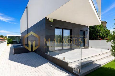 Villa i Canidelo, Porto, Canidelo - € 750.000 | Ref: vng_260403 - foto 3