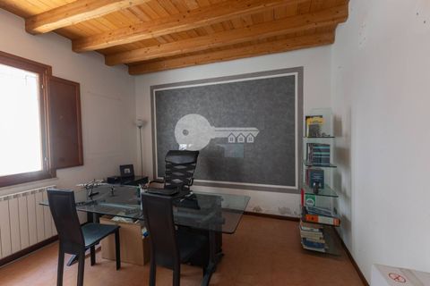 L'establiment comercial a Leno, Brescia, Leno - € 550/mes | Ref: 6415062020-1416 - foto 7
