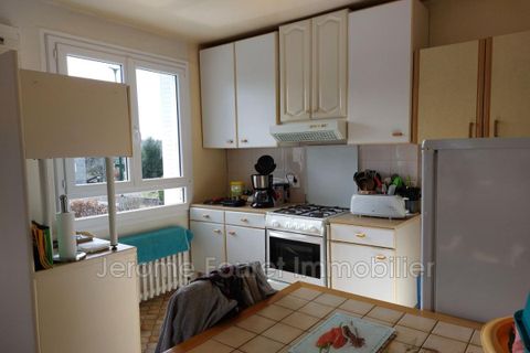Landsbyhus i Egletons, Correze, Egletons - € 600/måned | Ref: 913L108M-tw - foto 3