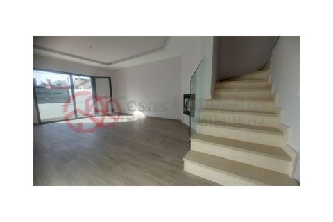Villa i Quinta do Conde, Setubal, Quinta do Conde - € 450.000 | Ref: 4937GP1 - foto 2