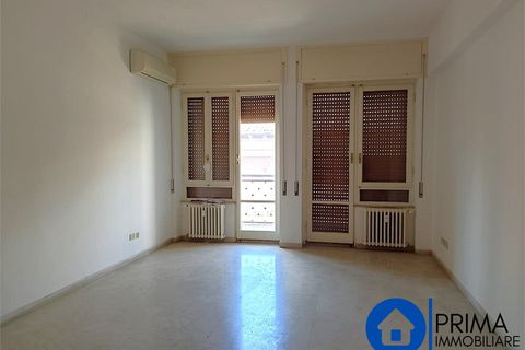 L'establiment comercial a Terni, Terni, Terni - € 650/mes | Ref: NUC-2094 - foto 5