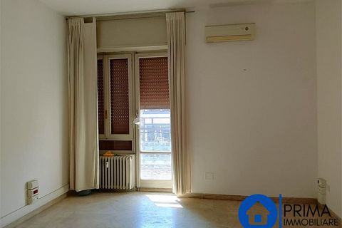 L'establiment comercial a Terni, Terni, Terni - € 800/mes | Ref: EHF-2095 - foto 7