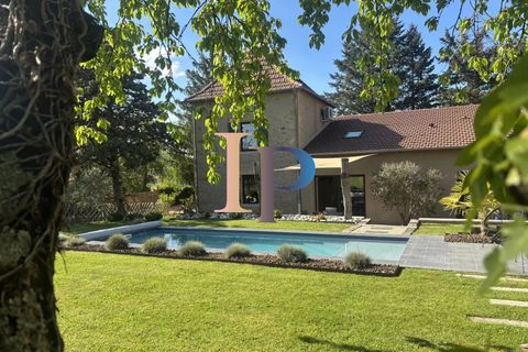 Villa i Charlieu, Loire, Charlieu - € 420.000 | Ref: 4555 - foto 1