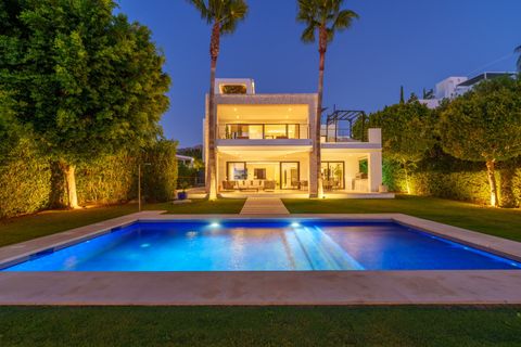 Villa en Marbella, Malaga, Marbella - € 4.290.000 | Ref: BLXC-1567 - photo 13